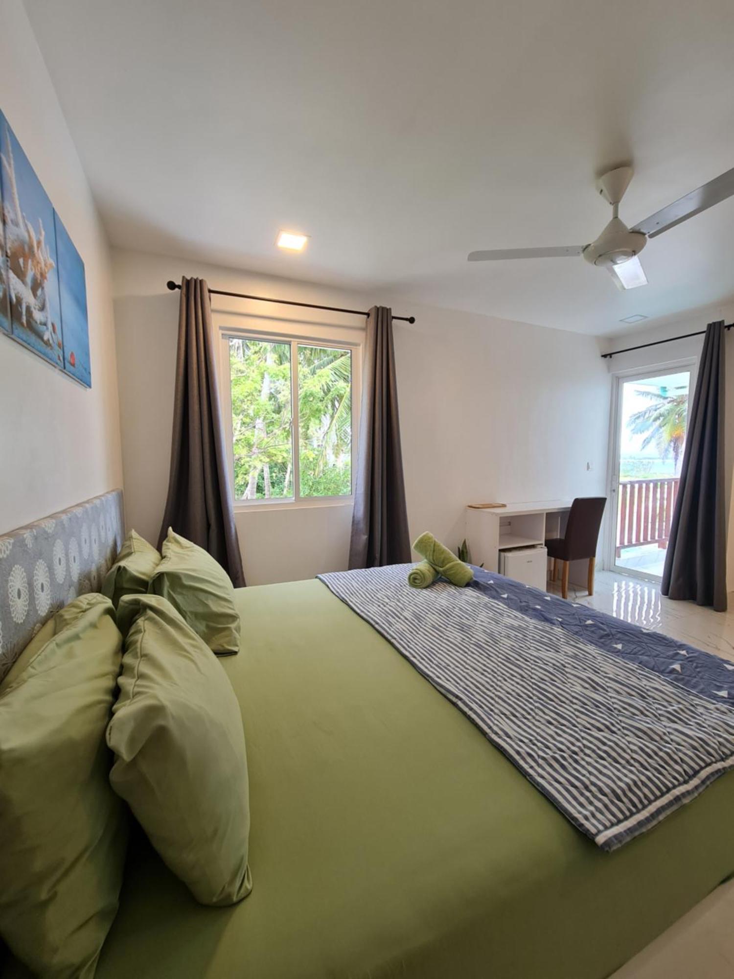 Empyrean Stay, Maldives Thulusdhoo Exterior photo