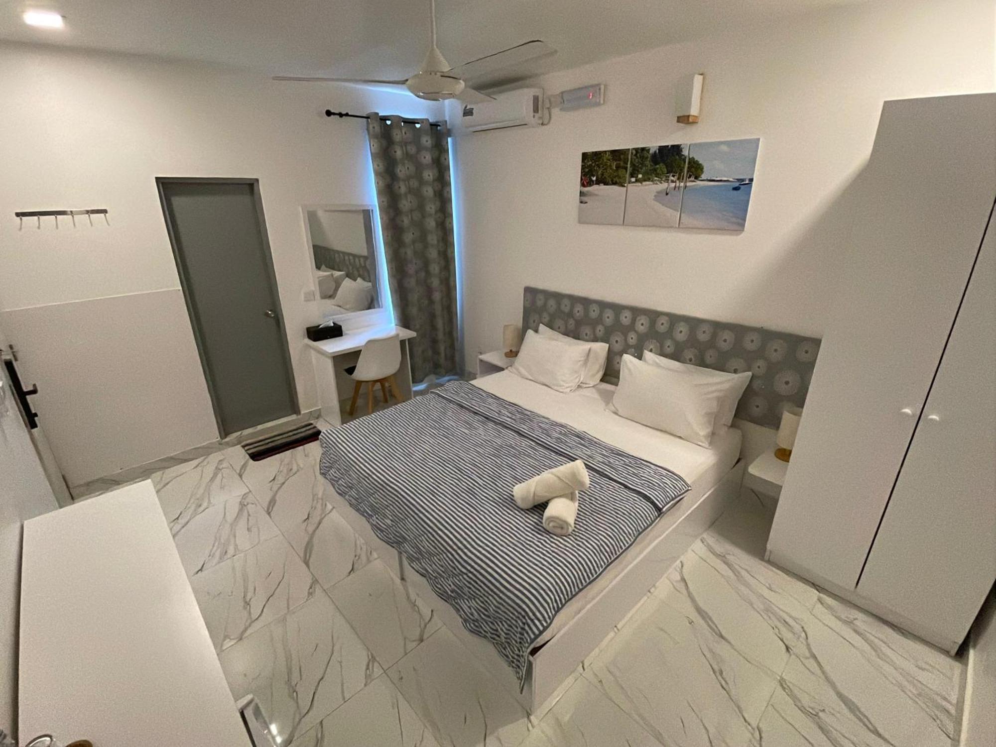 Empyrean Stay, Maldives Thulusdhoo Exterior photo